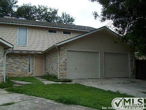 1st image of 203 Downshire Dr