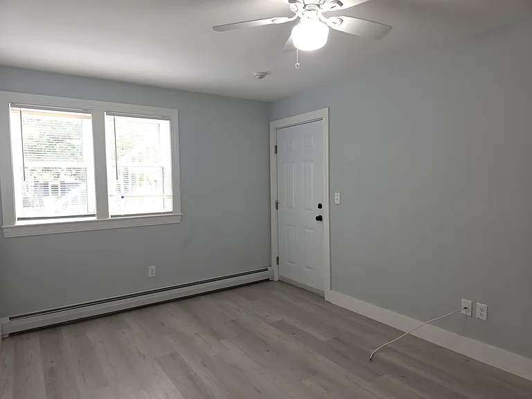 1167 Phinneys Ln #5 — Photo 10