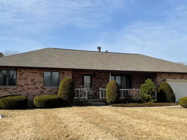 7168 Parke St, Hobart, IN 46342