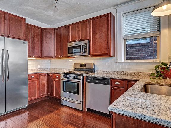 4th image of 5205 Nottingham Ave