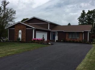 12398 Barbara Dr, Kenton, OH