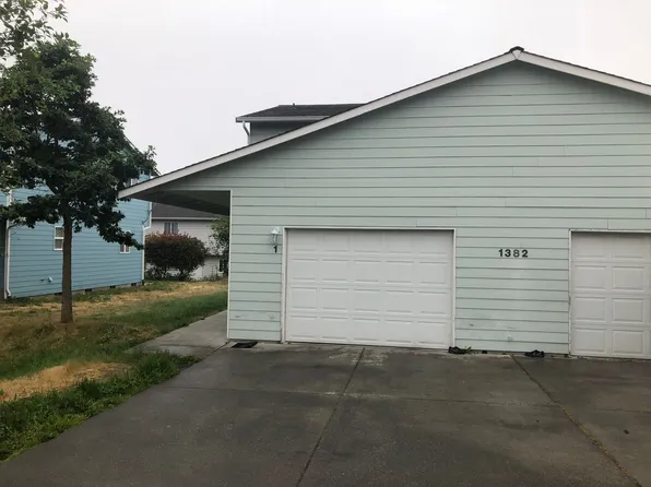 Pantoleon (1382 NW Elwha St), 1382 NW Elwha St #1, Oak Harbor, WA 98277