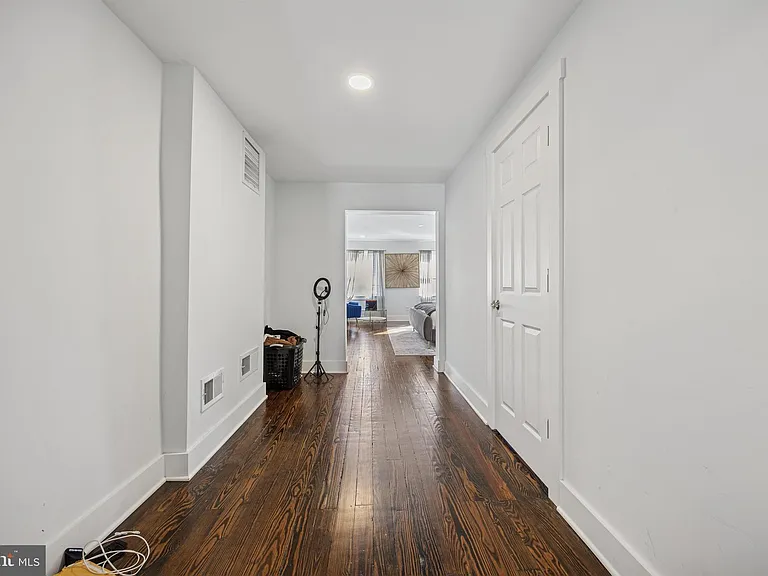 14 Maple St — Photo 21