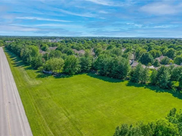 SW Raintree Dr, Lee's Summit, MO 64082