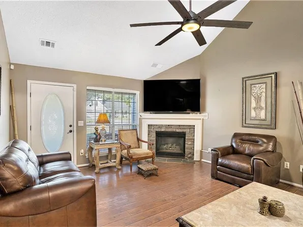 55 Justin Ct, Covington, GA 30016