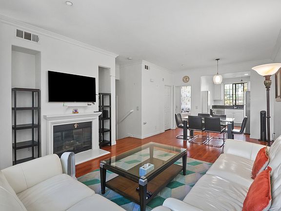 4th image of 252 Soco Dr #1