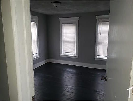 1st image of 133 Tyler St