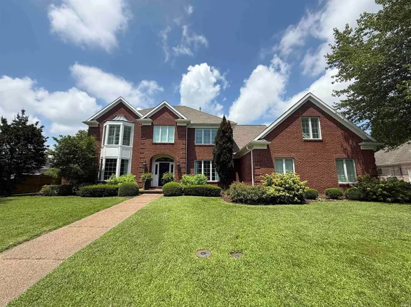 10314 Barrington Pl, Newburgh, IN 47630