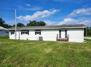 4205 NE 32nd St, Des Moines, IA 50317
