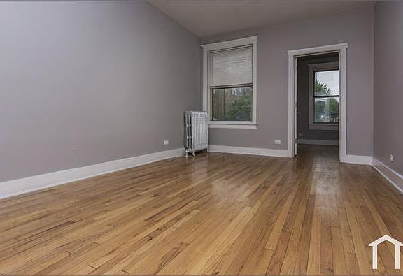 3rd image of 311 E 69th St APT 1