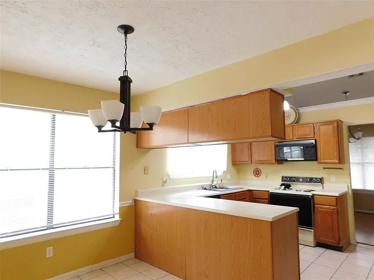 2814 Cumberland Dr — Photo 7