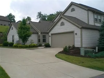 6515 Saint Andrews Dr #1 photo 1