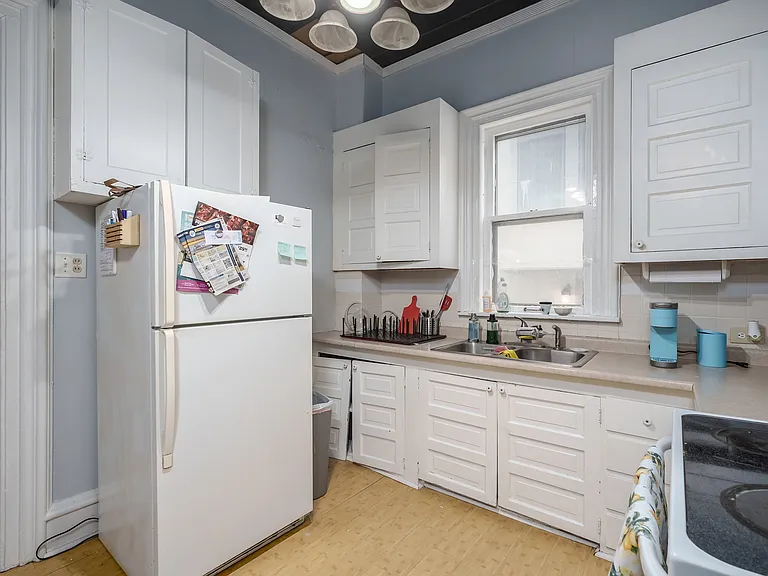716 W Kalamazoo Ave — Photo 9