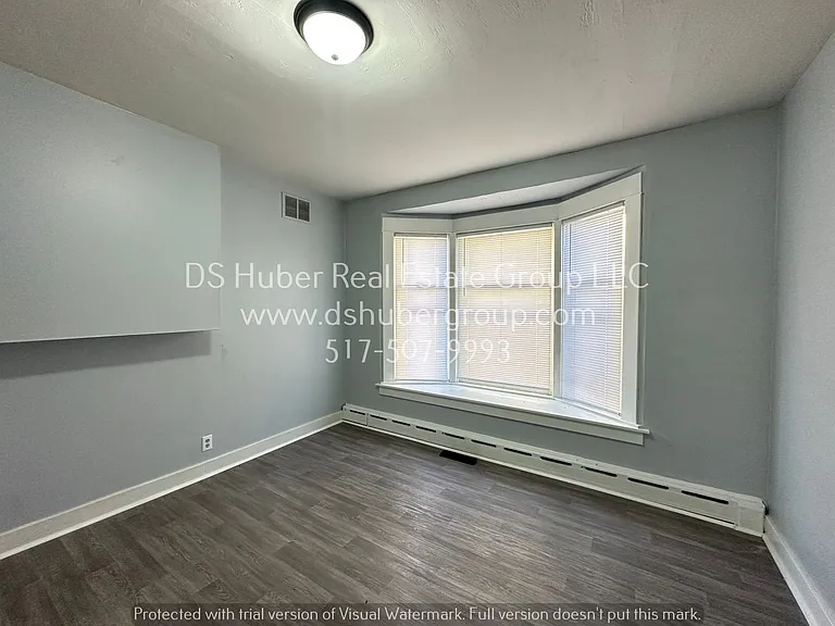 117 E North St #A — Photo 11