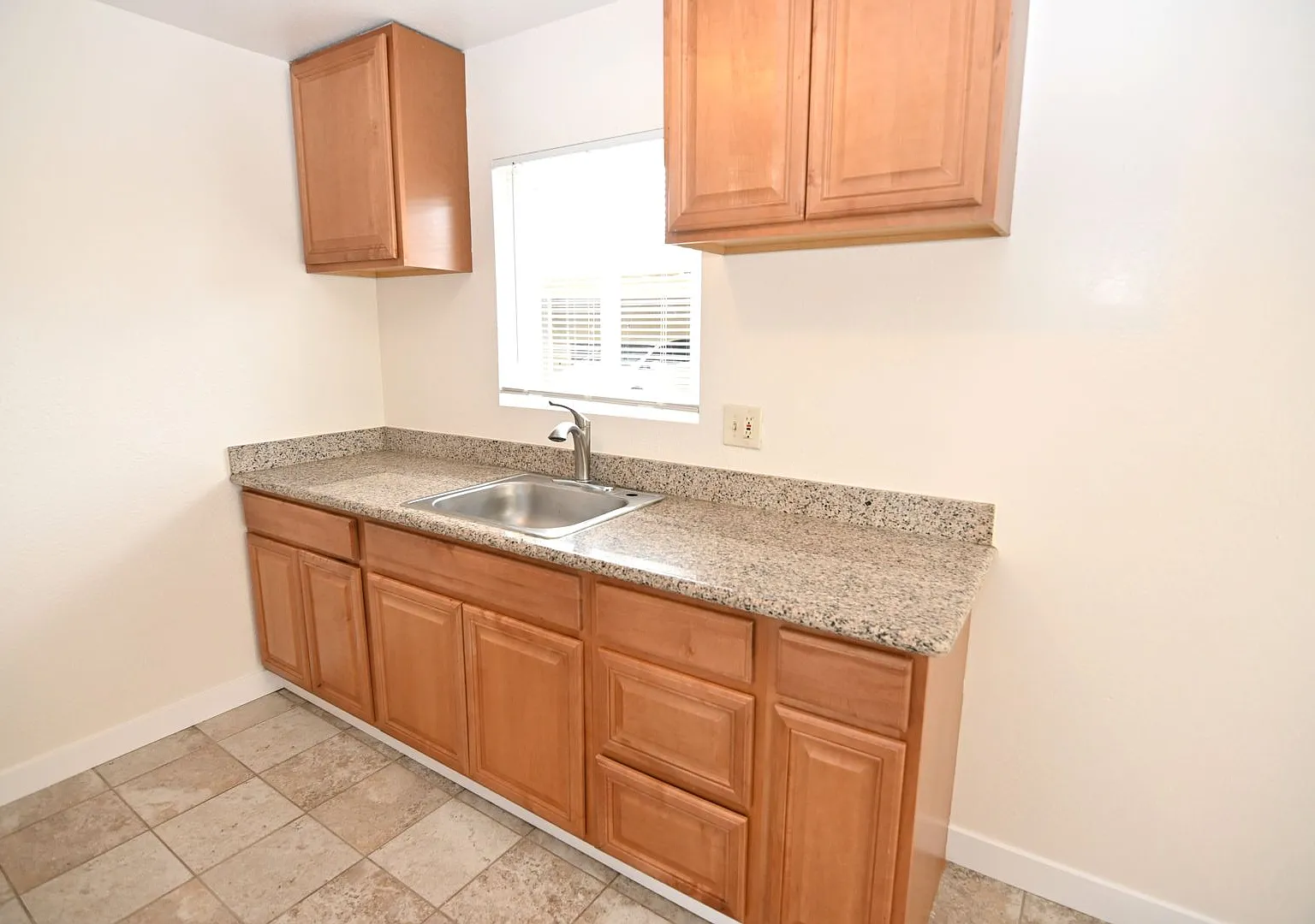 3176 Cadillac Drive — Photo 4