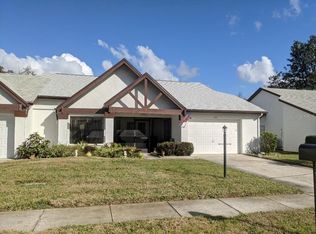 1385 Camelot Ct, Palm Harbor, FL 34684