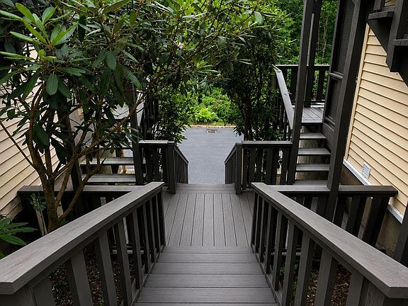 2nd image of 145-C Hawks Nest Ln Unit 3