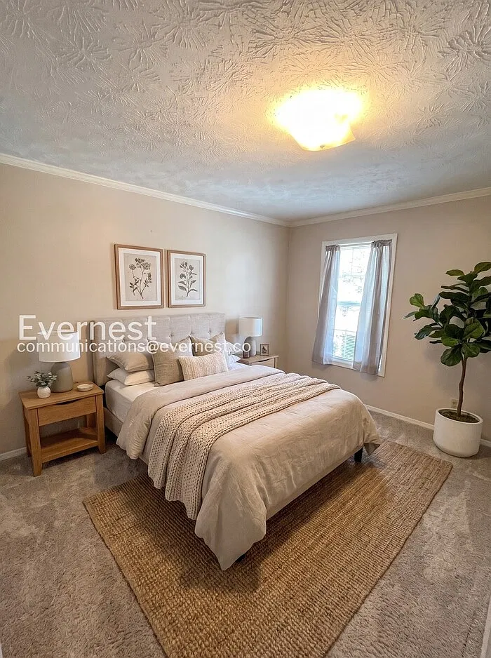 2 bed, 2.0 bath, 1244 sqft, $1,745 — Photo 2
