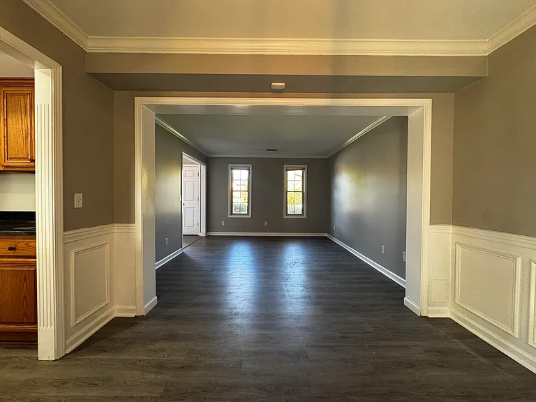 2224 Wilmington Ln — Photo 6
