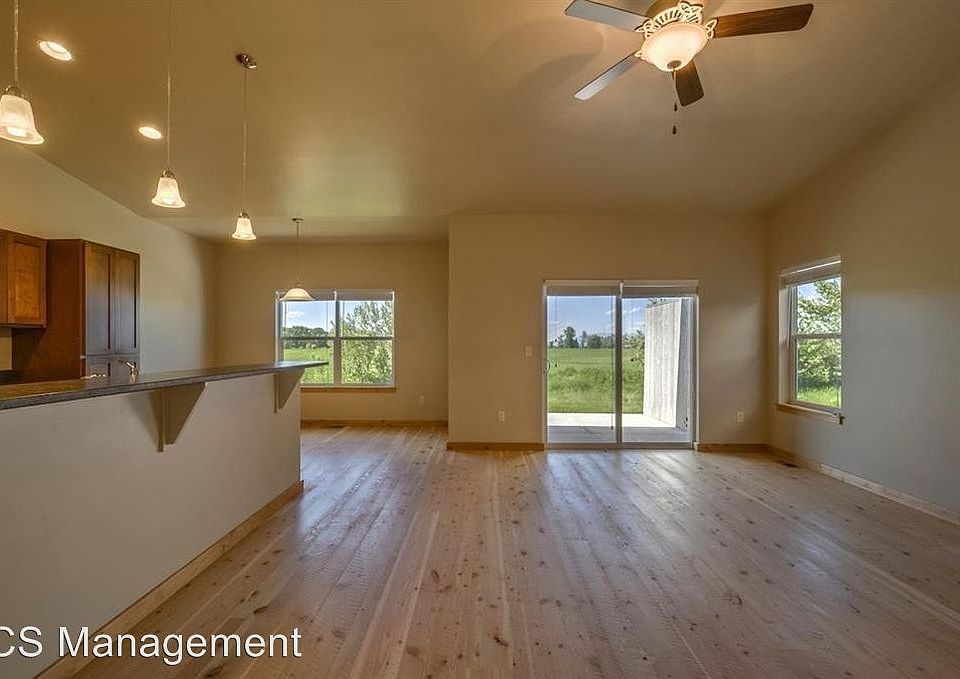 1st image of 30A Voyager Ln