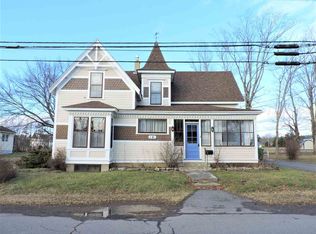121 Queen St, Parrsboro, NS B0M1S0