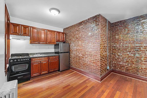 1st image of 728 W 181st St APT 24