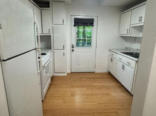 460 W Napier Ave APT 3