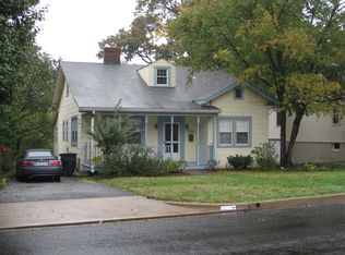 3925 8th St S, Arlington, VA 22204