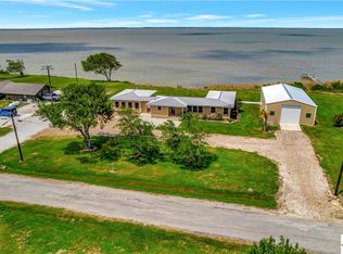 405 Bay St, Austwell, TX 77950
