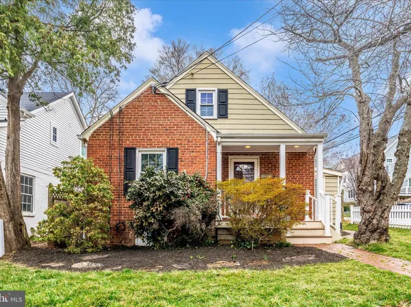 4501 Maple Ave, Bethesda, MD 20814