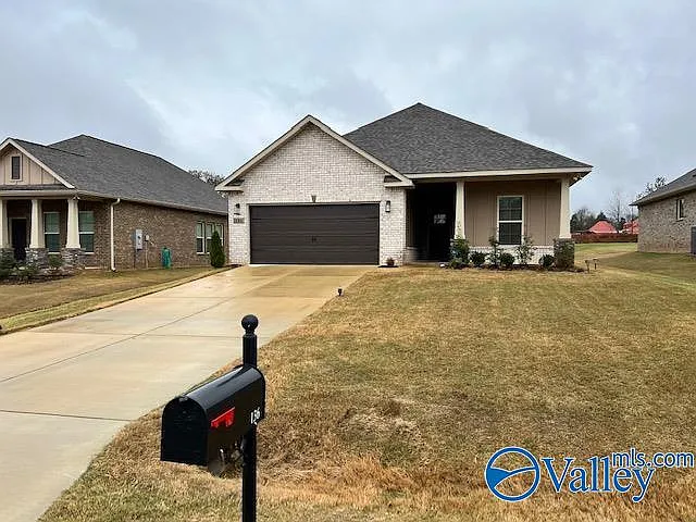 136 Gardencove Cir — Photo 48