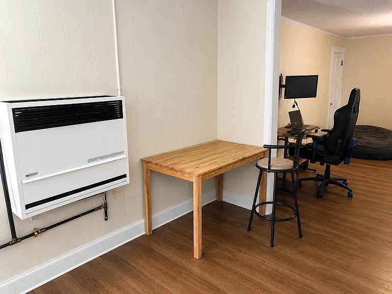 53 Burnside Ave #2R — Photo 5