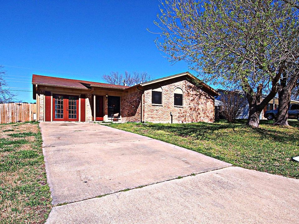 1st image of 307 Cindy Ln