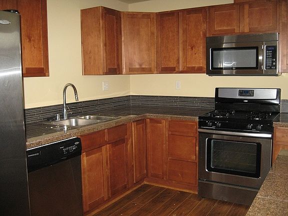 3rd image of 1142 Fawcett Ave #712
