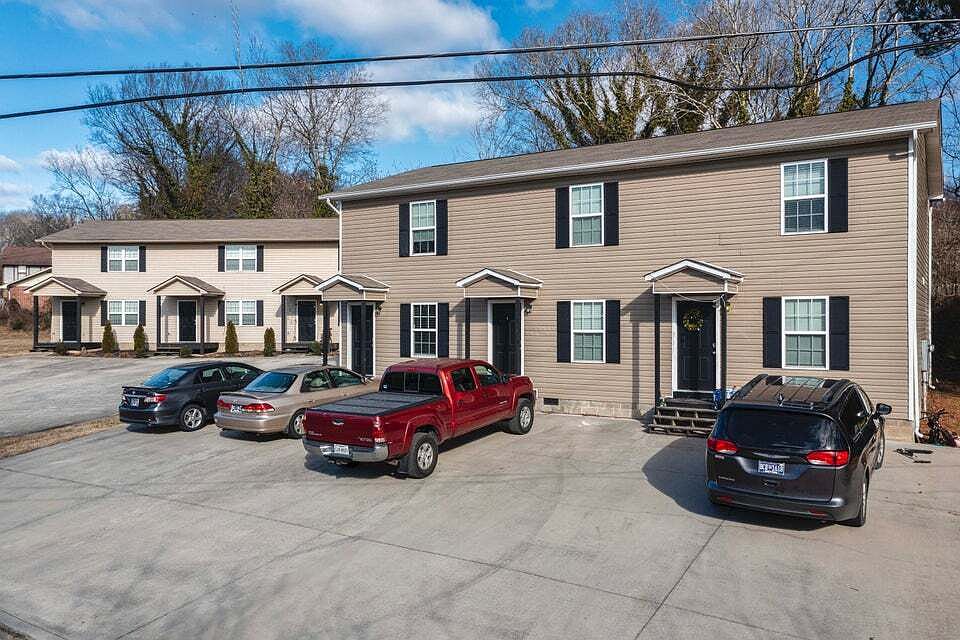 1st image of 272 Mulberry Ave Unit A