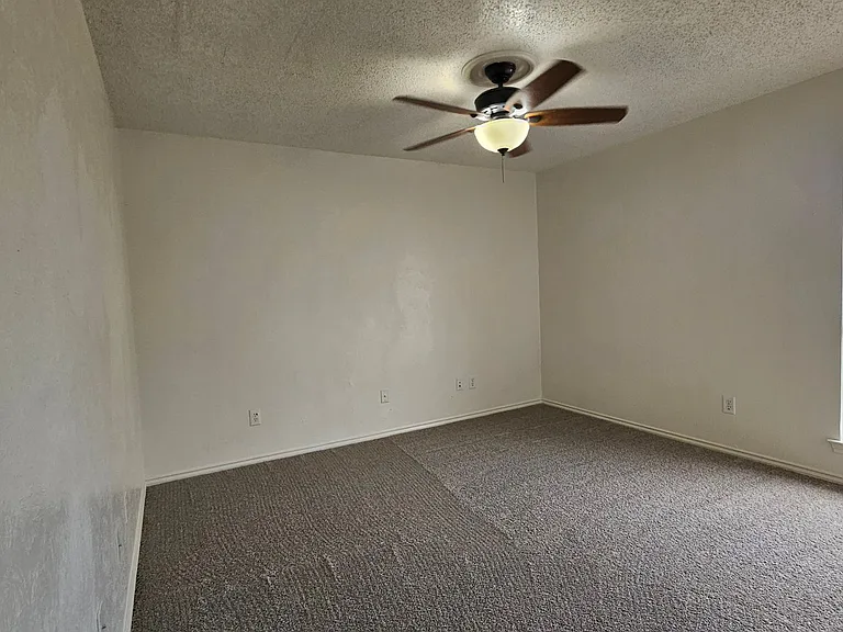 3024 N Bell Ave — Photo 8
