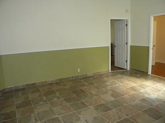 Rented by Urban Realty NYC | media 36