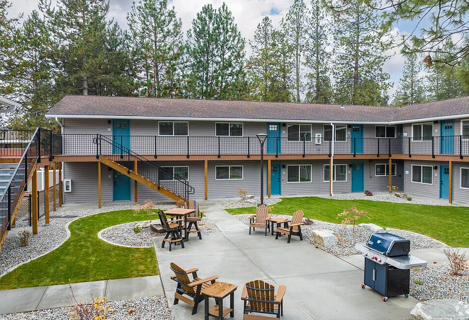 Timber Place by the Lake