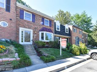 4556 Metro Ct, Annandale, VA 22003