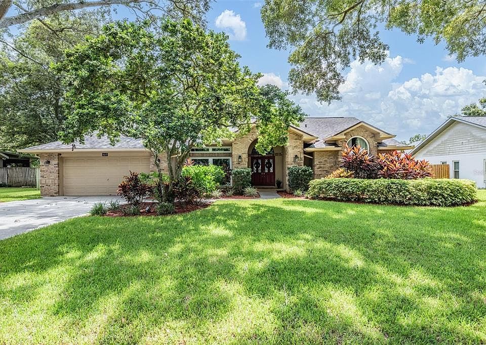 1st image of 1613 Palace Ct