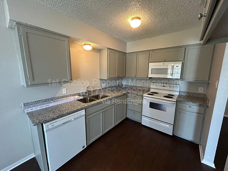 6539 Central Ave — Photo 30