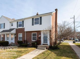 22962 Allen Rd, Saint Clair Shores, MI 48080