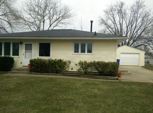 4427 Lee St NE, Cedar Rapids, IA 52402