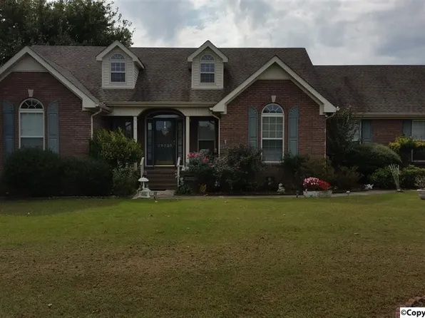 28020 Thach Rd, Athens, AL 35613