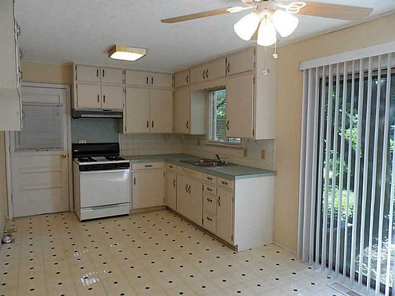 4th image of 109 Cynthia Ave