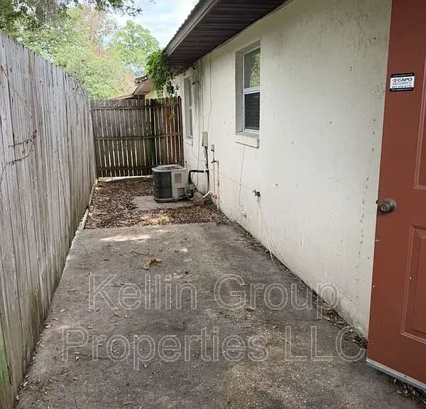 2366 Lake Dr NW — Photo 15