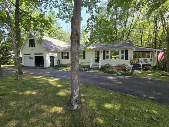 21 Dwight Road, Nottingham, NH 03290