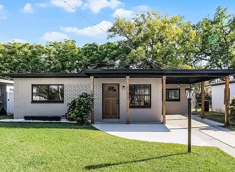912 Citrus St — Photo 1