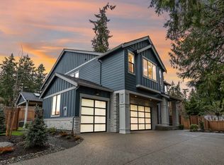 975 131st Pl NE, Bellevue, WA 98005
