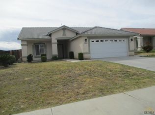 1512 Esperanza St, Bakersfield, CA 93306